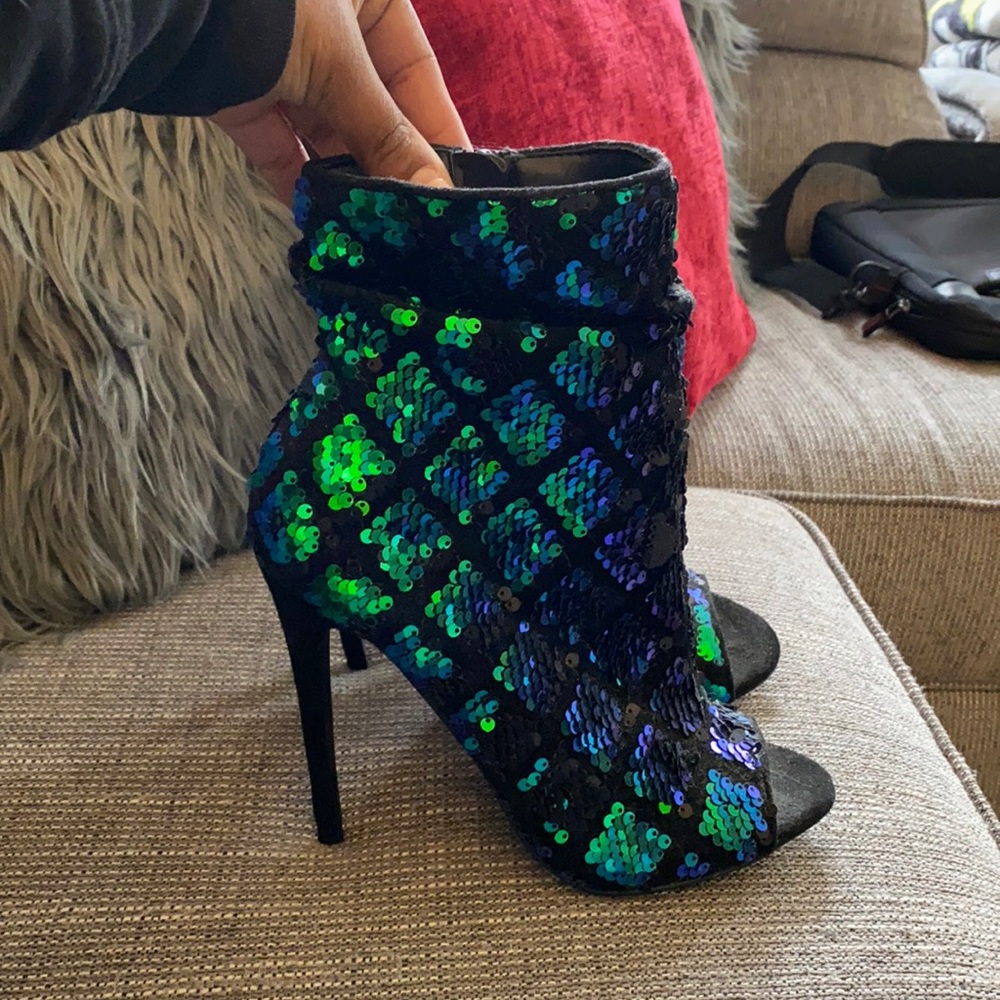 Charlotte Russe Black/Green/Blue Mermaid Booties